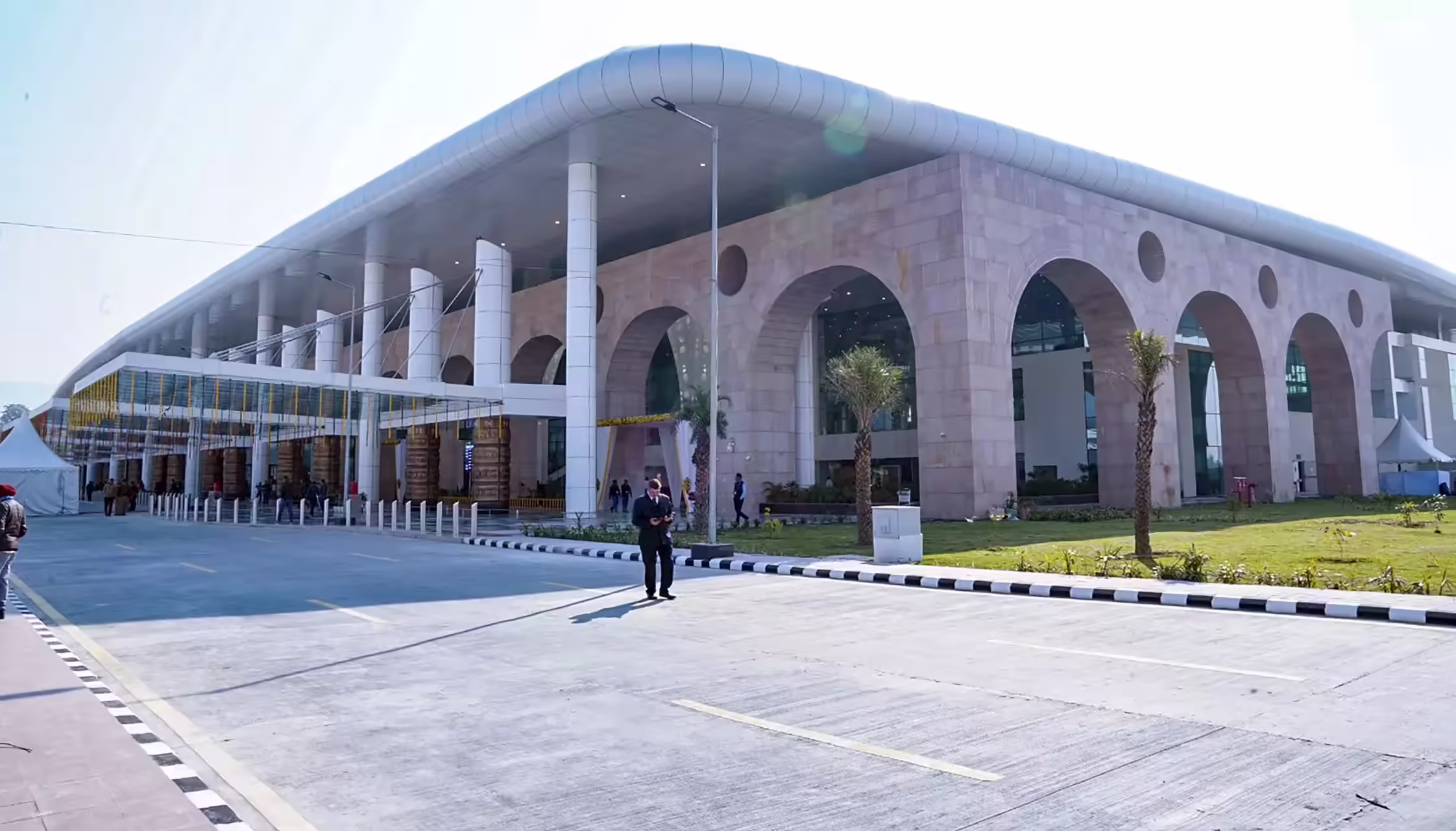 Dehradun Airport Parking Policy Revamped, Fees Slashed