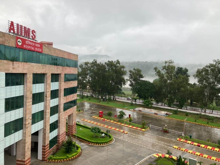 Daughter Dies in Road Accident, Parents Donate Her Organs at AIIMS Rishikesh to Save Lives