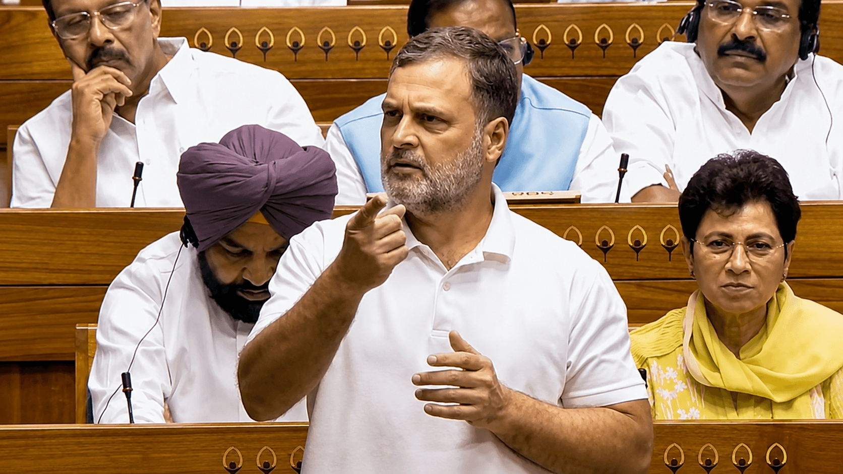 'He Ordered Students Shot': Rahul Gandhi's Amit Shah Charge Rocks Lok Sabha as Anti-Paper Leak Bill Passes